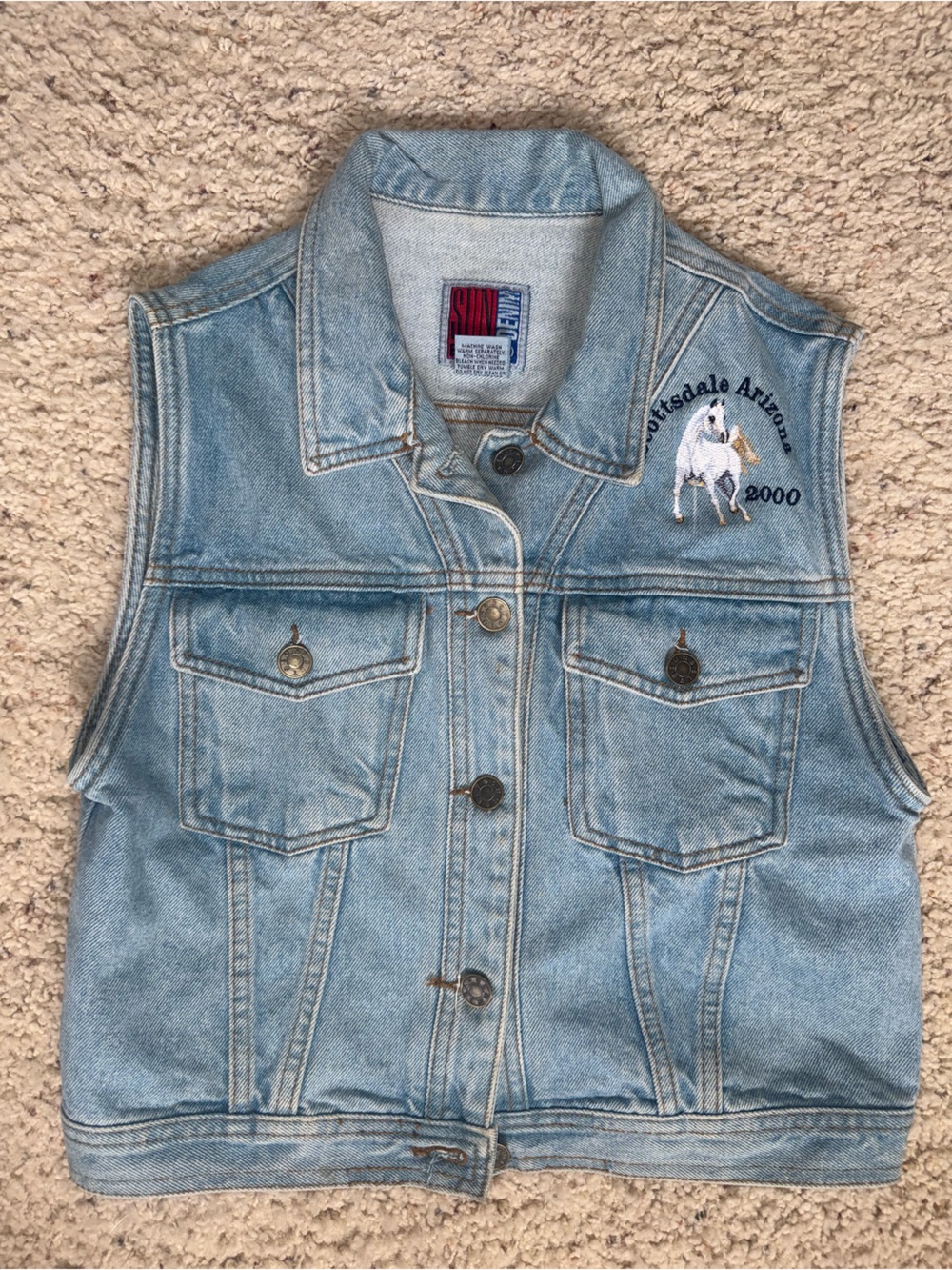 Y2K Sun Belt Denim Vest Small Light Wash Scottsdale Horse Embroidered Biker - Picture 5 of 10